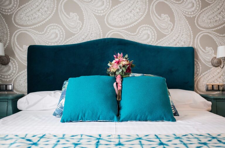 Read more about the article Jak urządzić sypialnię, w której naprawdę się wypoczywa? 5 praktycznych zasad dobrego snu